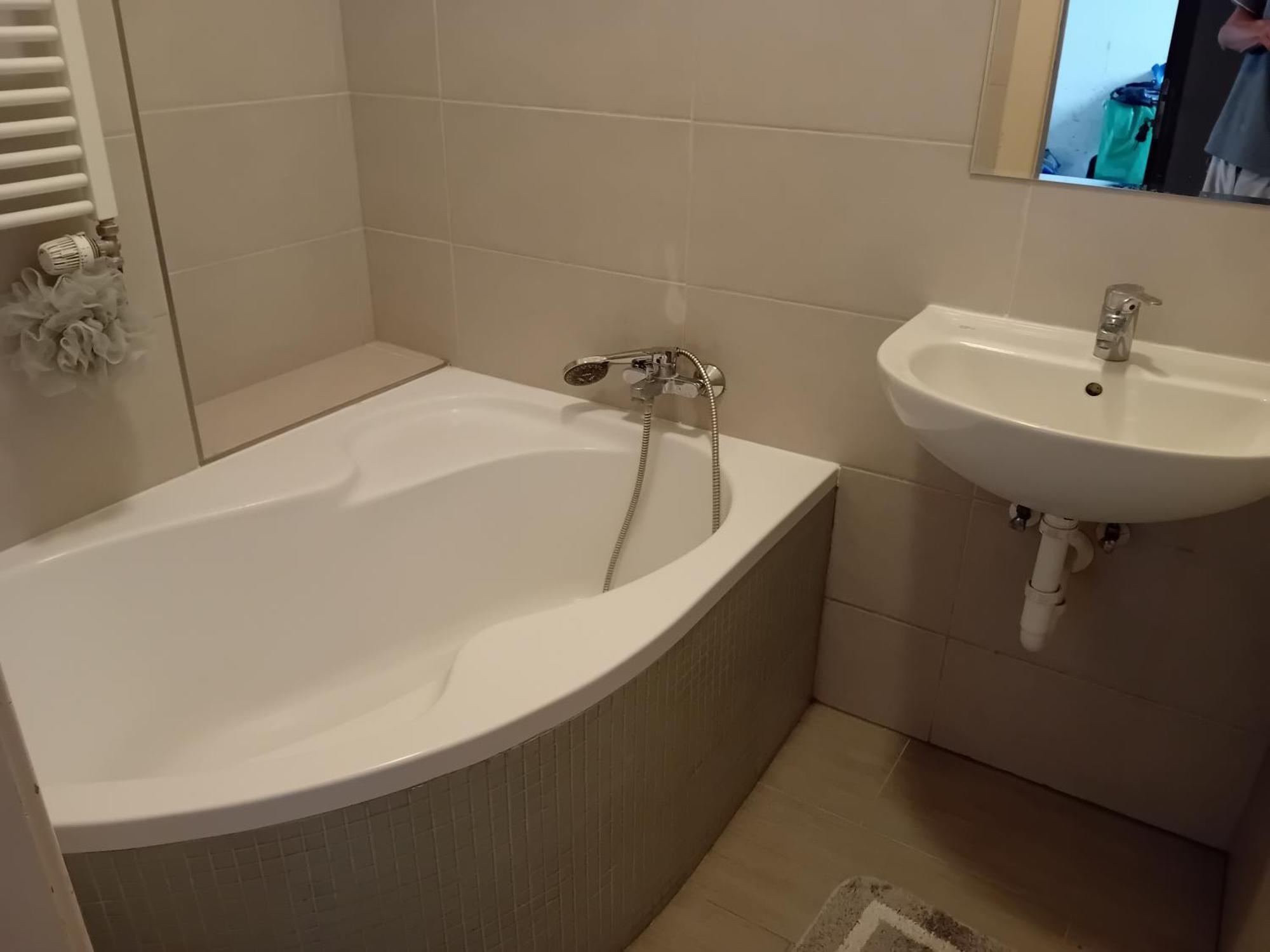 Holub Apartment In City Centrum Komarov Ngoại thất bức ảnh